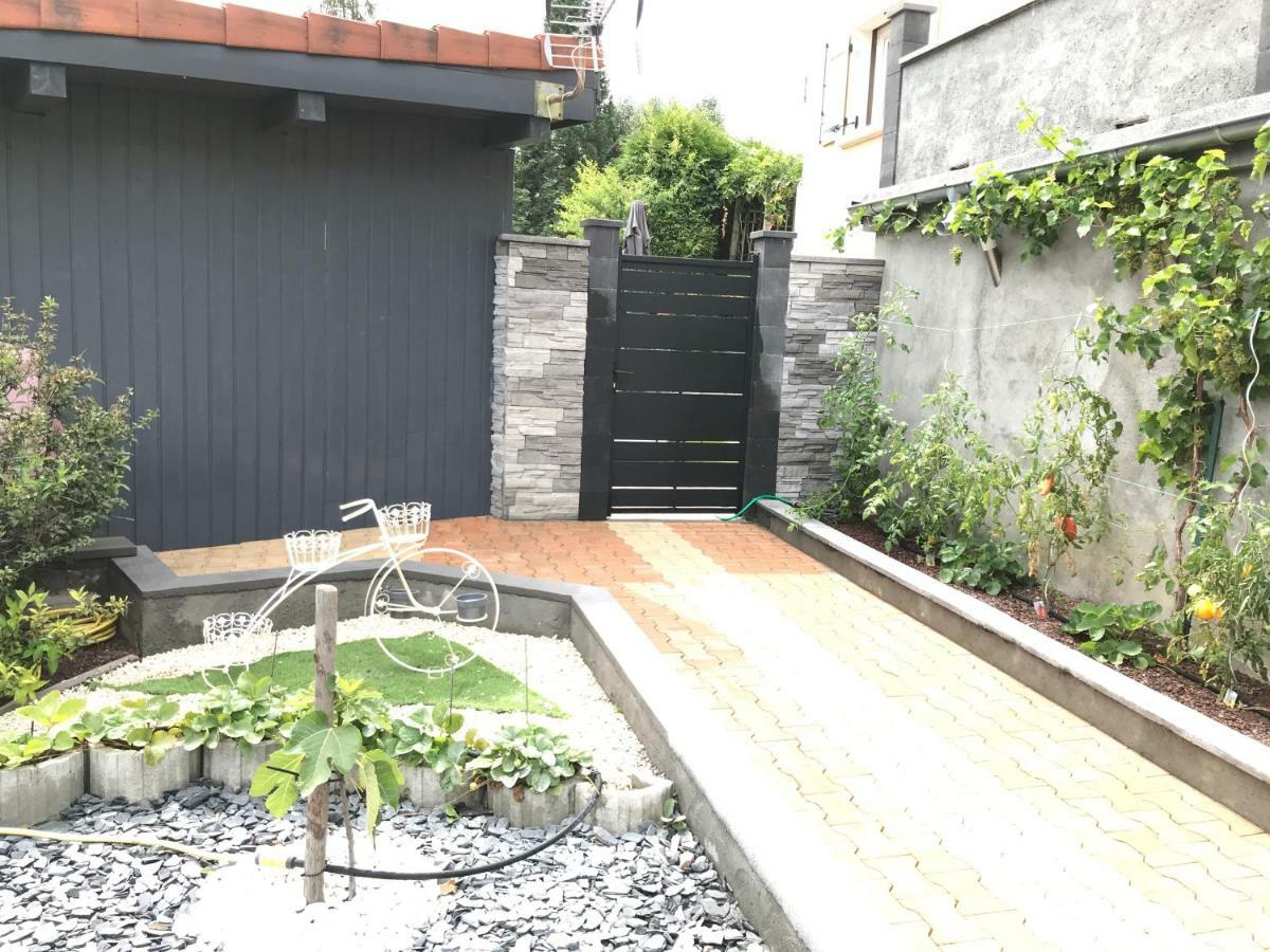 Le Coin Tranquille Apartment ลาปลาญ ภายนอก รูปภาพ